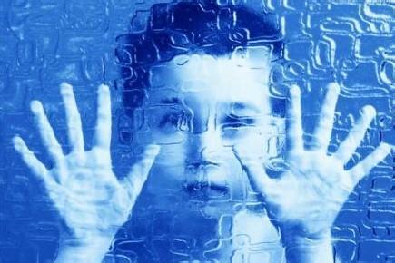 孩子患上自闭症父母该如何应对