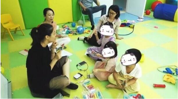 对自闭症儿童进行干预方法